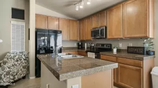 Photo #4: 7032417 Listing 