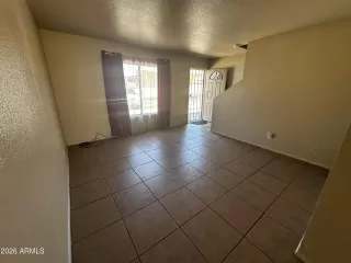 Photo #5: 7032482 Listing 