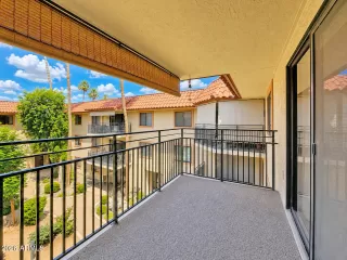 Photo #5: 7032518 Listing 
