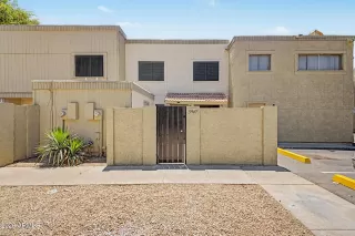More Details about MLS # 7032534 : 5947 N 48TH AVENUE