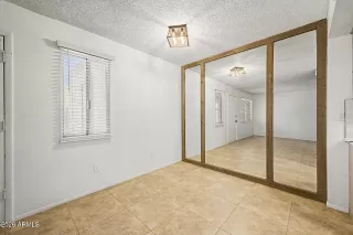 Photo #5: 7032534 Listing