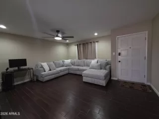 Photo #6: 7032645 Listing 