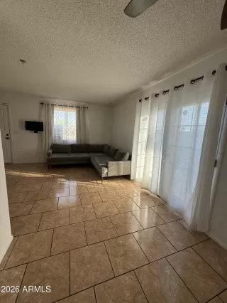Photo #2: 7032655 Listing