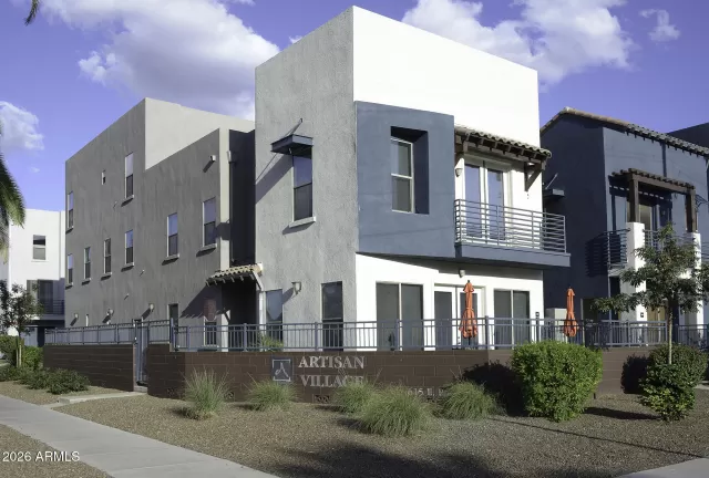 MLS: 7032764 Condo For Sale