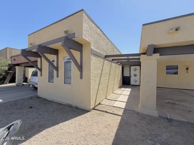 MLS: 7032857 Condo For Sale