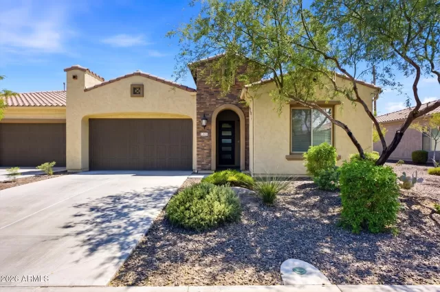 MLS: 7032872 Condo For Sale