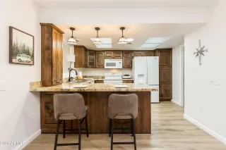 Photo #3: 7033019 Listing