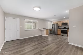 Photo #5: 7033131 Listing 