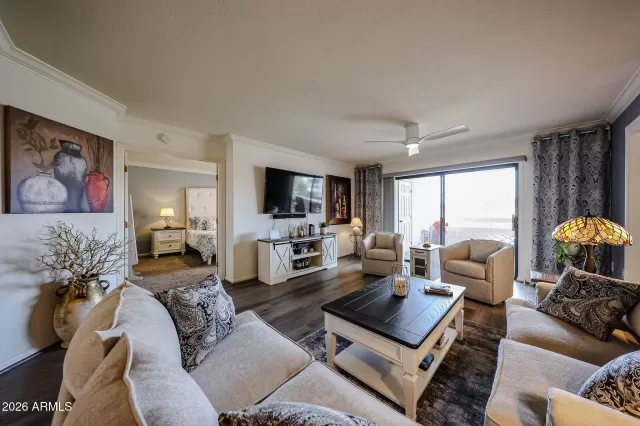 MLS: 7033141 Condo For Sale