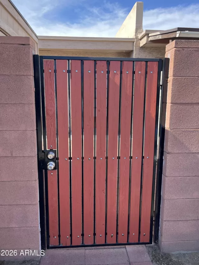 MLS: 7033206 Condo For Sale