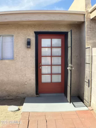 Photo #2: 7033206 Listing