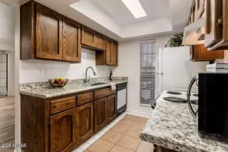 Photo #1: 7033210 Listing
