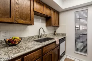 Photo #3: 7033210 Listing