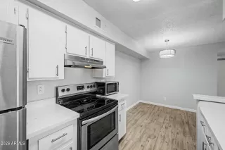 Photo #2: 7033256 Listing