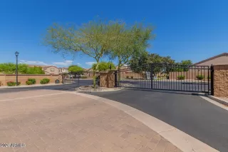 Photo #2: 7033315 Listing