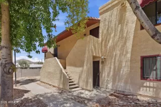 Photo #2: 7033441 Listing