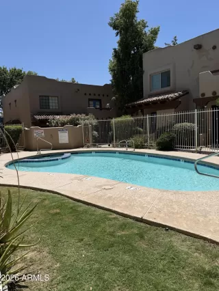 Photo #4: 7033598 Listing 