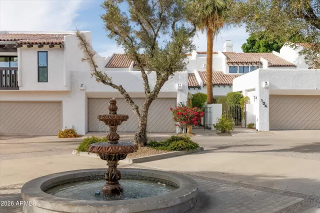 MLS: 7033623 Condo For Sale