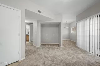 Photo #2: 7033687 Listing 