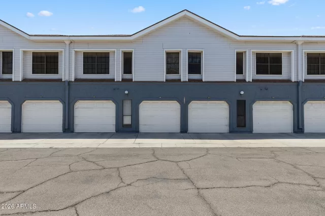 MLS: 7033758 Condo For Sale