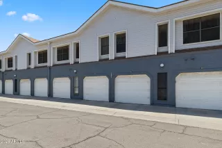 Photo #4: 7033758 Listing