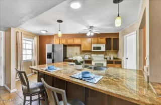 Photo #2: 7033772 Listing