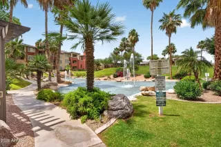 Photo #5: 7033785 Listing 