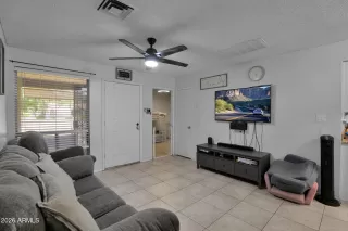 Photo #5: 7033910 Listing