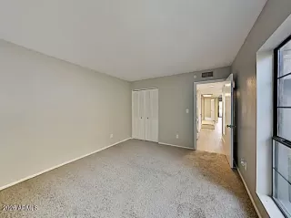 Photo #1: 7033961 Listing