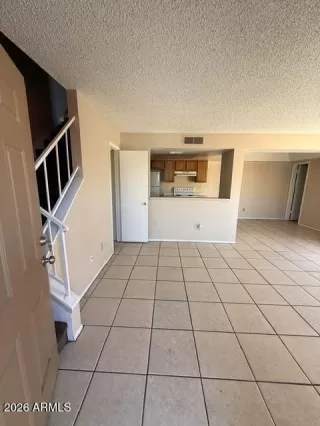 Photo #2: 7034006 Listing