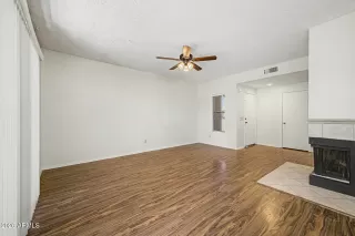 Photo #4: 7034406 Listing 