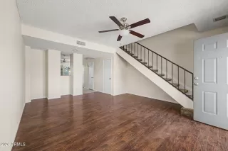 Photo #4: 7034496 Listing 
