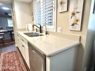 Photo #6: 7034513 Listing