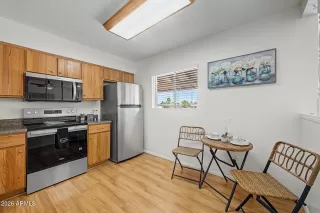 Photo #6: 7034636 Listing