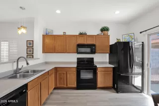 Photo #2: 7034769 Listing 