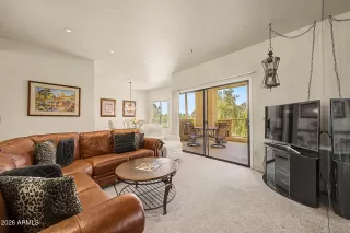 Photo #5: 7034843 Listing 