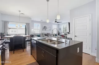 Photo #5: 7034870 Listing