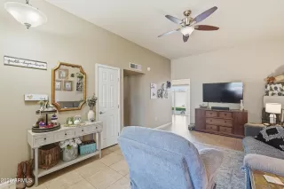 Photo #3: 7034980 Listing