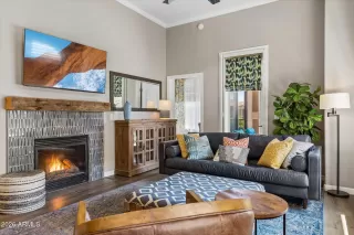 Photo #3: 7035017 Listing