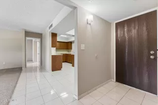 Photo #1: 7035033 Listing
