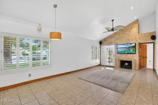 Photo #3: 7035081 Listing