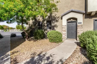 Photo #2: 7035160 Listing