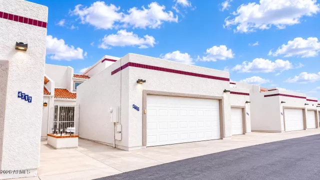 MLS: 7035380 Condo For Sale