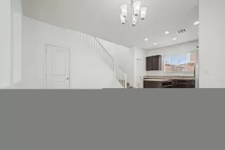 Photo #5: 7035469 Listing