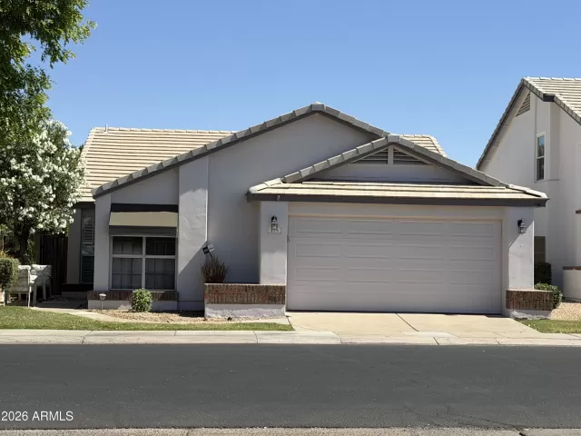 MLS: 7035700 Condo For Sale