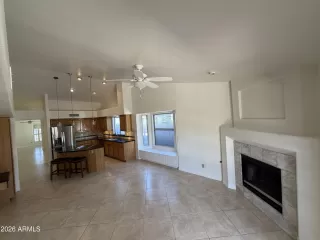 Photo #5: 7035700 Listing