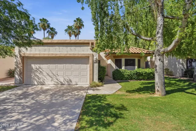 MLS: 7035780 Condo For Sale