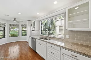 Photo #5: 7035780 Listing
