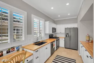 Photo #4: 7035966 Listing 