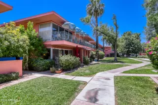 Photo #2: 7035984 Listing